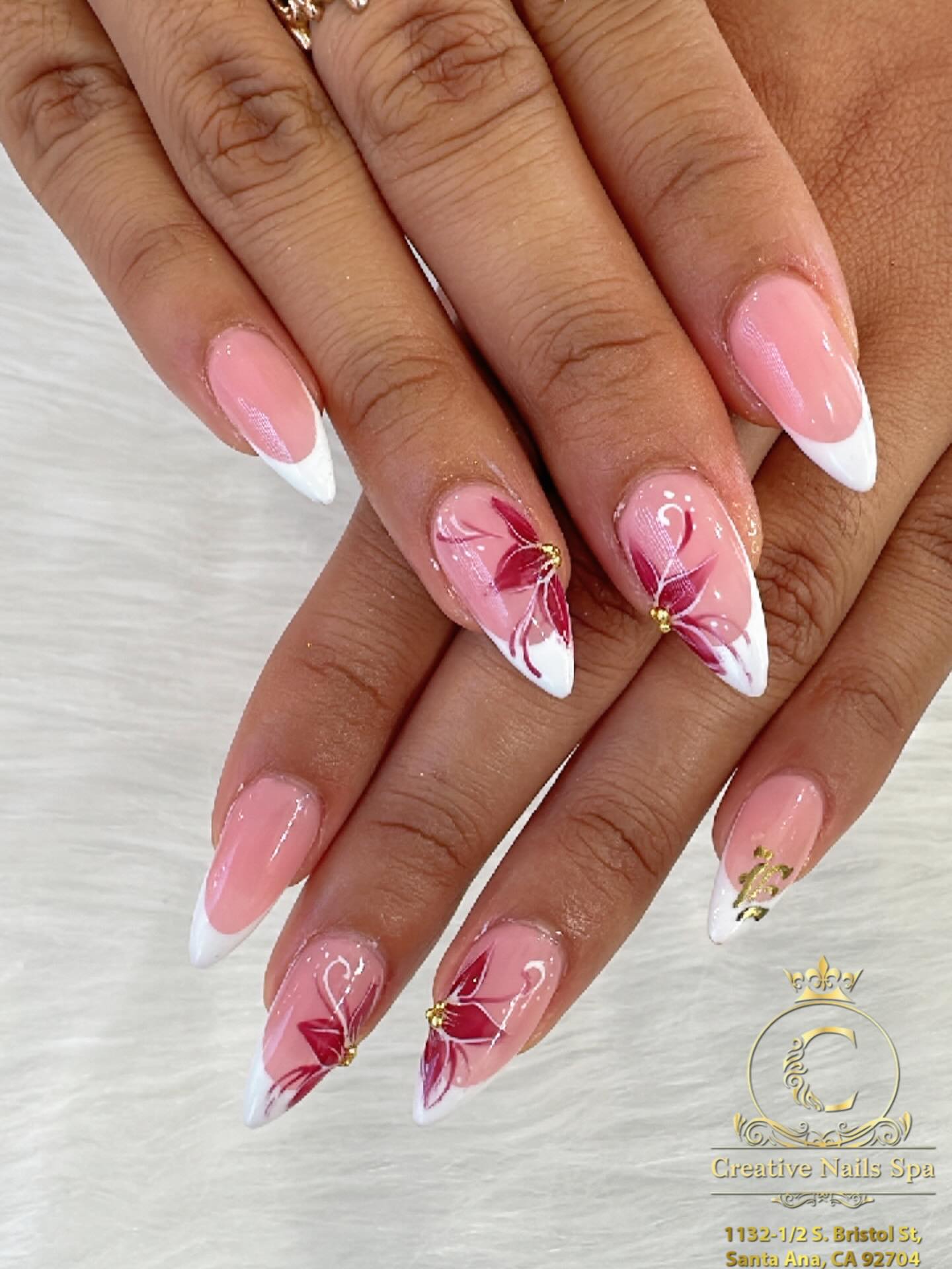 Creative Nails Spa